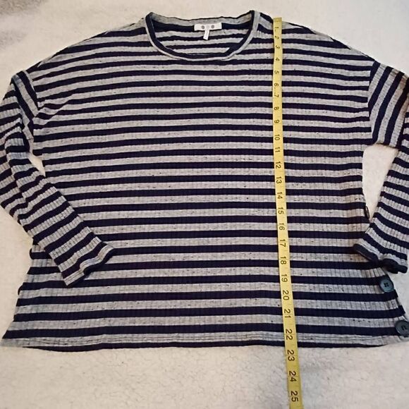 Three dots long sleeve blouse Size M - Picture 7 of 7